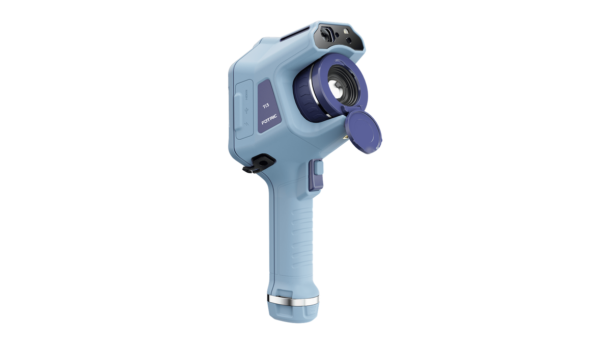 FOTRIC Ti Series Thermal Camera – angled view