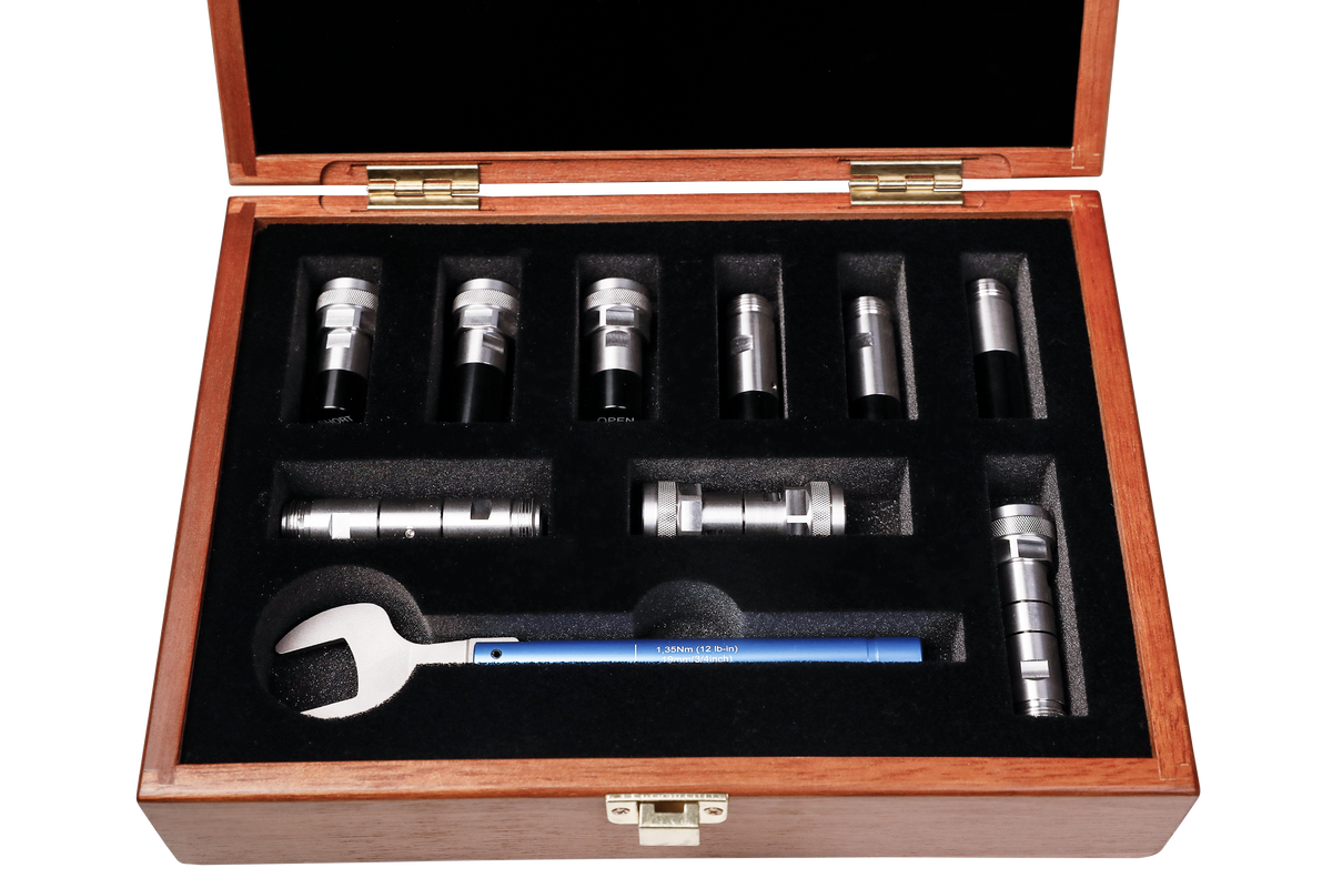 F504 Mechanical Calibration Kit 9 GHz N-type